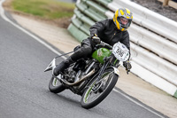 Vintage-motorcycle-club;eventdigitalimages;mallory-park;mallory-park-trackday-photographs;no-limits-trackdays;peter-wileman-photography;trackday-digital-images;trackday-photos;vmcc-festival-1000-bikes-photographs